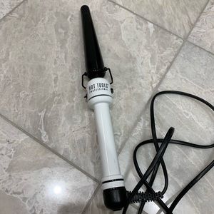 EUC Hot Tools Tapered Curling Wand